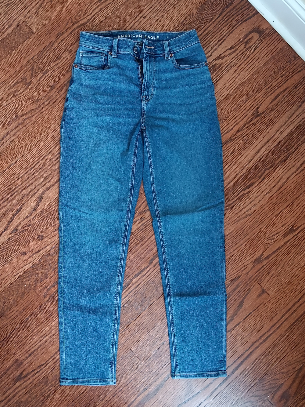 American Eagle High-Rise Blue Women's Jeans, Straight, Size 2
